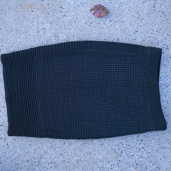 BEBE Green Ottoman Knit Pencil Skirt XS Curve Tracing Ribbed Stretch $91+ - Picture 7 of 11